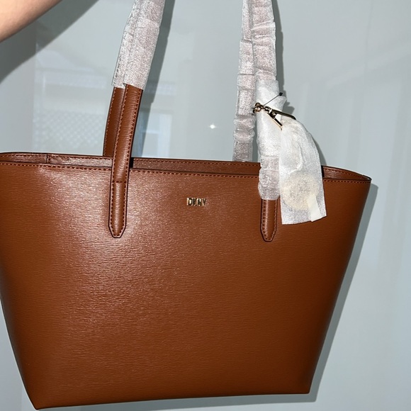 Dkny Handbags - Brand New DKNY Brown Tote